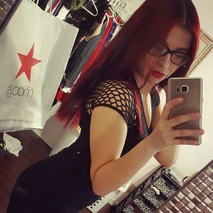 Meet your Posher, Giselle